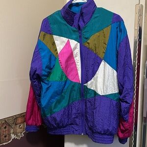 Vintage women’s windbreaker very colorful SZ medium geometrical